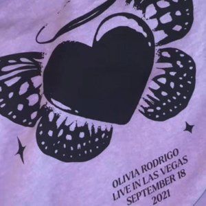 MAJOR ISO: Olivia Rodrigo IHeart Radio Music Festival Daytime Stage long sleeve